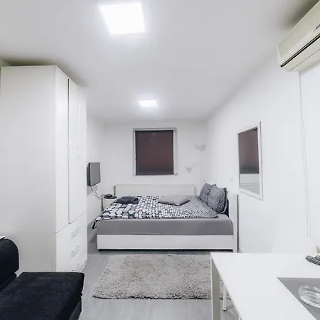 Luka Guest house